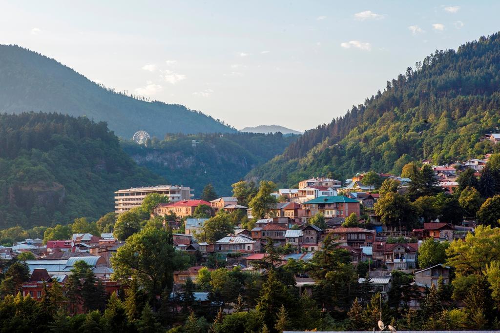 Hotel Victoria-Panorama Borjomi Εξωτερικό φωτογραφία